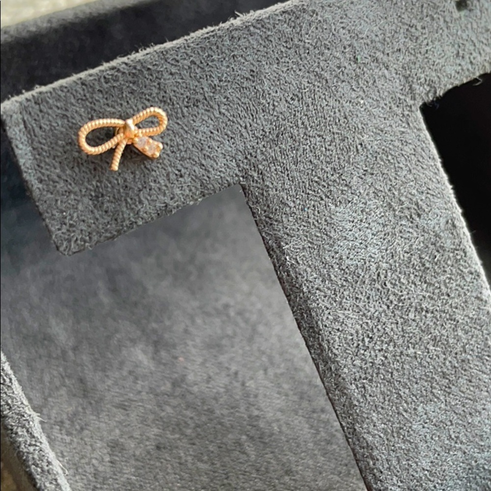 Dainty Gold Bow Stud